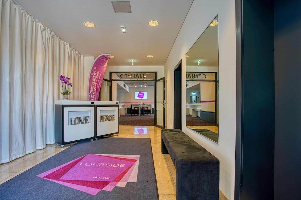 טרייר Iat Plaza Hotel מראה חיצוני תמונה