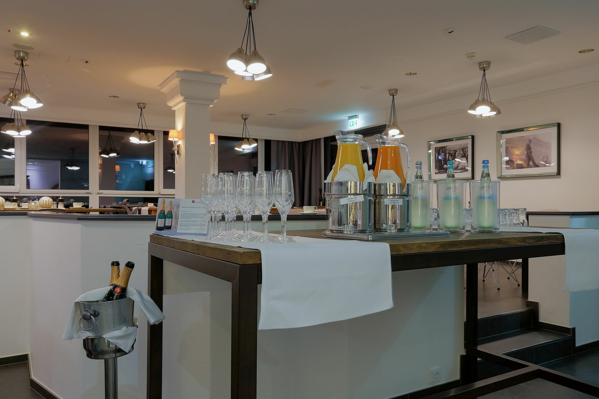 טרייר Iat Plaza Hotel מראה חיצוני תמונה