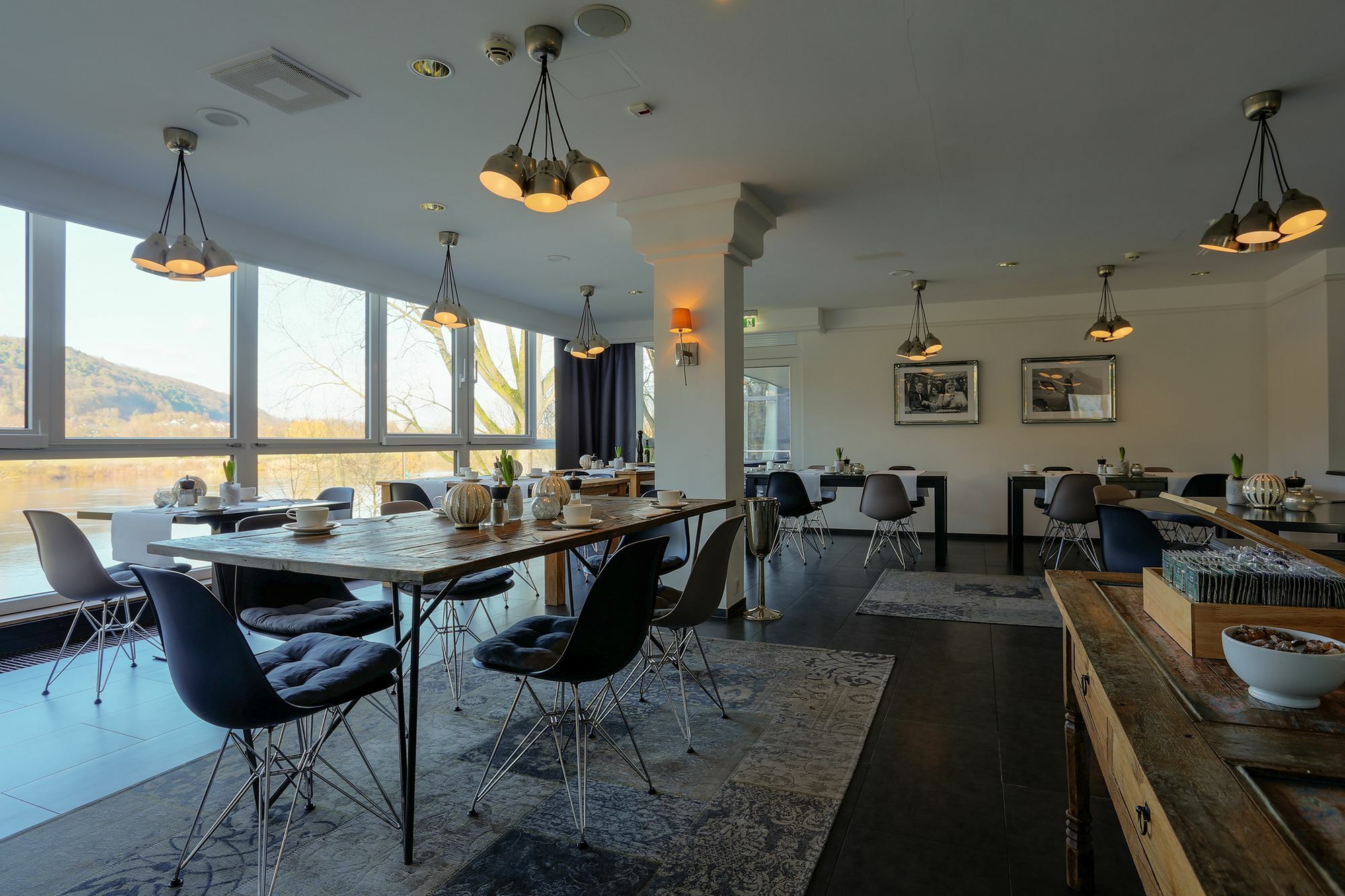טרייר Iat Plaza Hotel מראה חיצוני תמונה