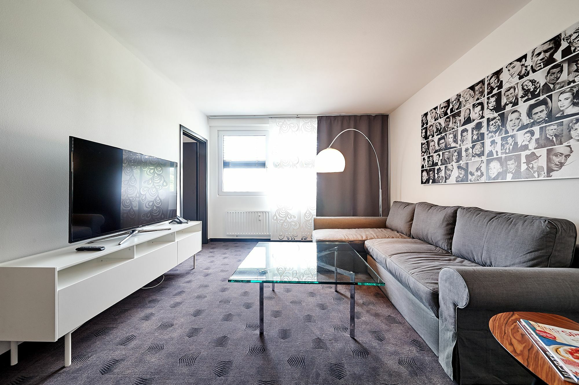 טרייר Iat Plaza Hotel מראה חיצוני תמונה